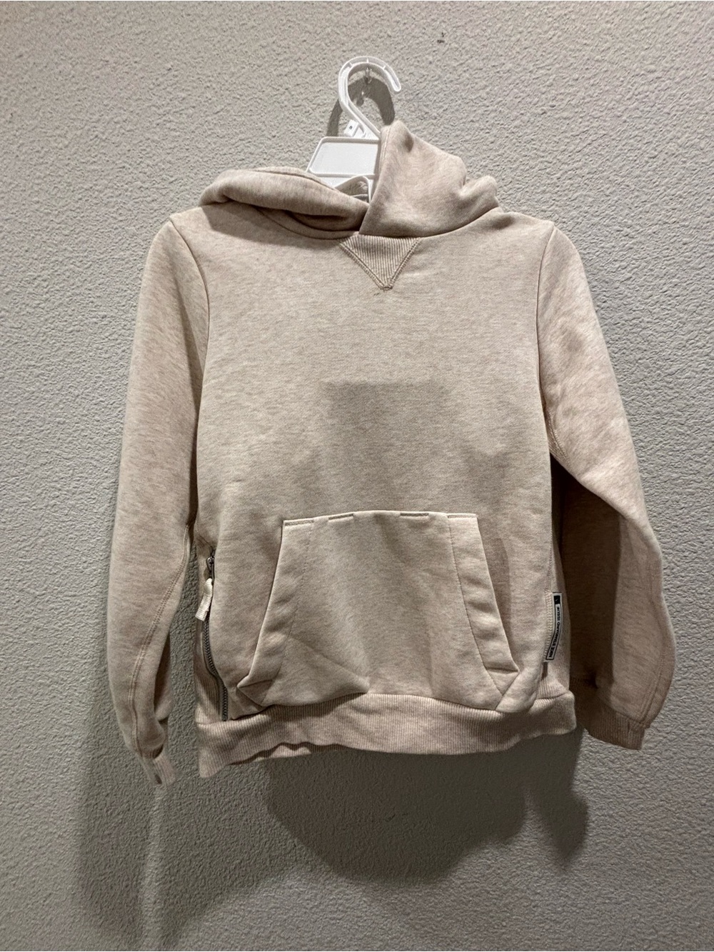 Nike Kids Crewneck Hoodie in Light Taupe